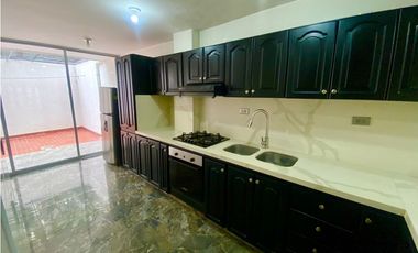 SE ARRIENDA CASA AMOBLADA CERCA DE LA PLAYA, RODADERO