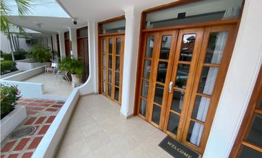 SE ARRIENDA CASA AMOBLADA CERCA DE LA PLAYA, RODADERO