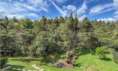 Casa Campestre en Parcelación Alto de Palmas