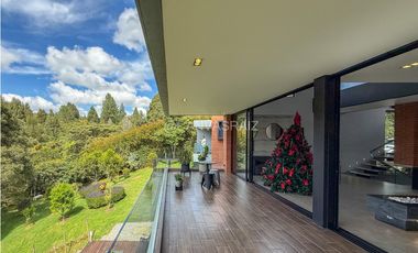 Casa Campestre en Parcelación Alto de Palmas