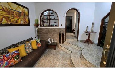 Vendo casa de 2 pisos en Caldas Antioquia