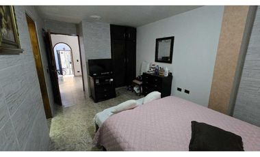 Vendo casa de 2 pisos en Caldas Antioquia