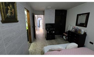 Vendo casa de 2 pisos en Caldas Antioquia