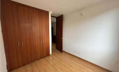 SE ARRIENDA APARTAMENTO EN LA FELICIDAD/ EL REFUGIO T5 AP404