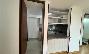 SE ARRIENDA APARTAMENTO EN LA FELICIDAD/ EL REFUGIO T5 AP404