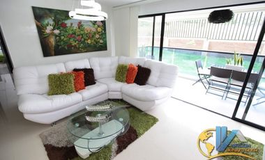 SE VENDE HERMOSO Y AMPLIO APTO EN COLINA DEL HATO