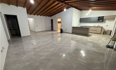 VENTA DE FINCA NUEVA EN GUARNE A 500mt DE LA AUTOPISTA