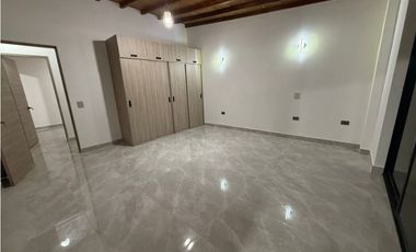 VENTA DE FINCA NUEVA EN GUARNE A 500mt DE LA AUTOPISTA