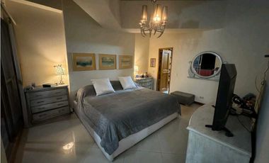 Venta Penthouse Duplex Sabaneta