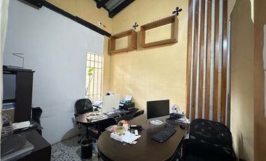 Se arrienda local comercial en el centro histórico, Santa Marta