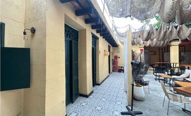 Se arrienda local comercial en el centro histórico, Santa Marta