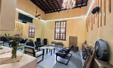 Se arrienda local comercial en el centro histórico, Santa Marta