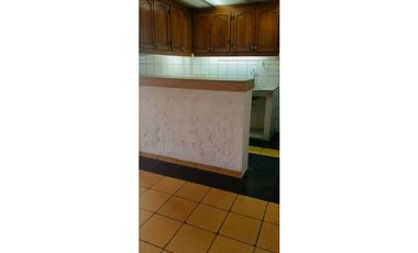 VENDO CASA RENTERA ESQUINERA EN SAUCES 8