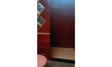 VENDO CASA RENTERA ESQUINERA EN SAUCES 8