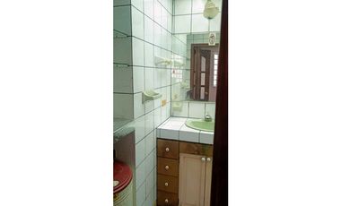 VENDO CASA RENTERA ESQUINERA EN SAUCES 8