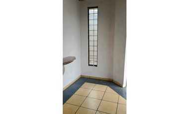 VENDO CASA RENTERA ESQUINERA EN SAUCES 8