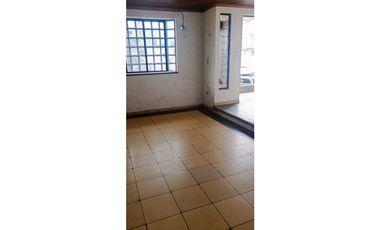 VENDO CASA RENTERA ESQUINERA EN SAUCES 8