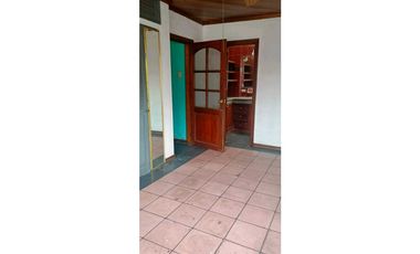 VENDO CASA RENTERA ESQUINERA EN SAUCES 8