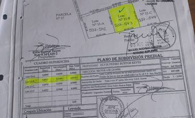 Grace Kelm Vende hermosa Parcela Plana con luz y cercado, a minutos de ruta 5 Sur en Linares