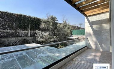 Casa en condominio exclusivo a la Venta en Pedregal.