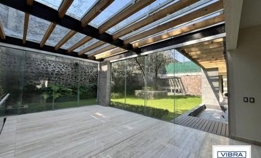 Casa en condominio exclusivo a la Venta en Pedregal.