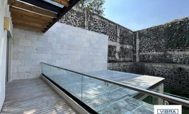 Casa en condominio exclusivo a la Venta en Pedregal.