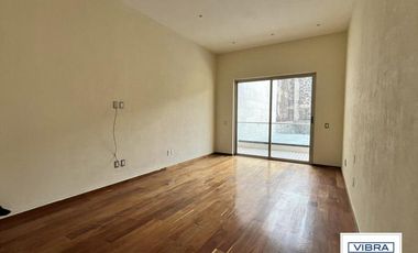 Casa en condominio exclusivo a la Venta en Pedregal.