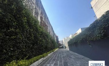 Casa en condominio exclusivo a la Venta en Pedregal.