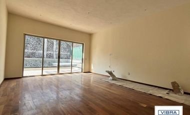 Casa en condominio exclusivo a la Venta en Pedregal.