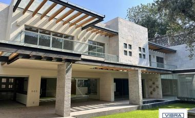 Casa en condominio exclusivo a la Venta en Pedregal.