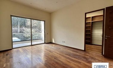 Casa en condominio exclusivo a la Venta en Pedregal.