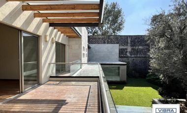 Casa en condominio exclusivo a la Venta en Pedregal.