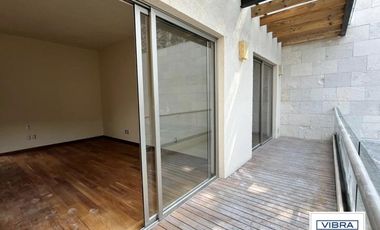Casa en condominio exclusivo a la Venta en Pedregal.