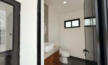 CASA EN VENTA EN BLVD PRINCIPAL EN LOMAS DEL DORADO