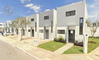 Casa en Venta a 20 min del Aeropuerto Internacional de Merida.