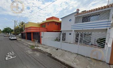 Casa en Venta a 10 min del Aeropuerto Internacional de Veracruz.