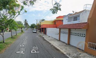 Casa en Venta a 10 min del Aeropuerto Internacional de Veracruz.