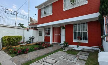 Casa en condominio horizontal con Roof Garden y balcón en Zapotitlán Tláhuac