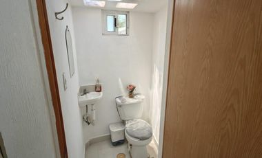 Casa en condominio horizontal con Roof Garden y balcón en Zapotitlán Tláhuac