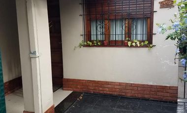 Casa - Temperley Oeste