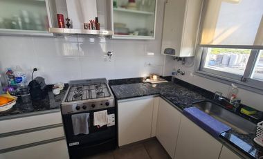 Departamento de 3 ambientes en venta en Quilmes. Edificio ALMINAR 1