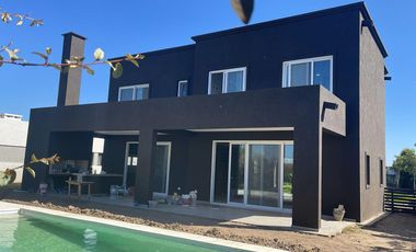 Casa en  Ceibos, Puertos