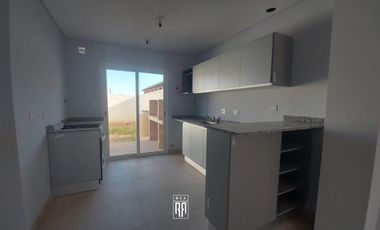 Dúplex a ESTRENAR en Venta - Ciudad de General Fernandez Oro.