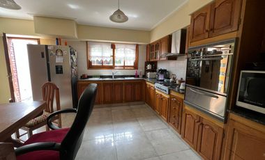 Casa en Villa Primera