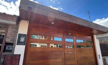 Casa en Villa Primera