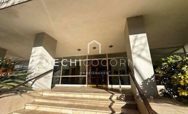 Departamento en venta de 3 dormitorios y dependencia en Martinez