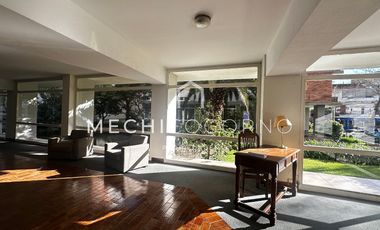 Departamento en venta de 3 dormitorios y dependencia en Martinez