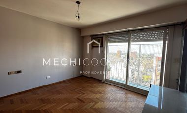 Departamento en venta de 3 dormitorios y dependencia en Martinez