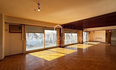 Departamento en venta de 3 dormitorios y dependencia en Martinez