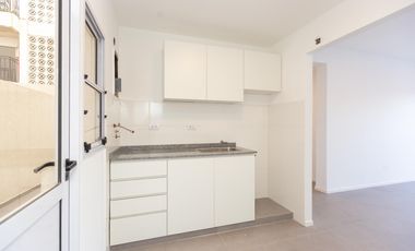 Dpto. 3 ambientes planta baja con 150 m² de jardín privado – San Fernando, PBA - Reciclado a nuevo